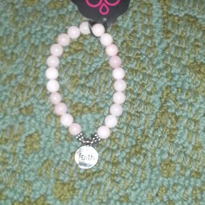 Faith It Tilbyou Make it bracelet